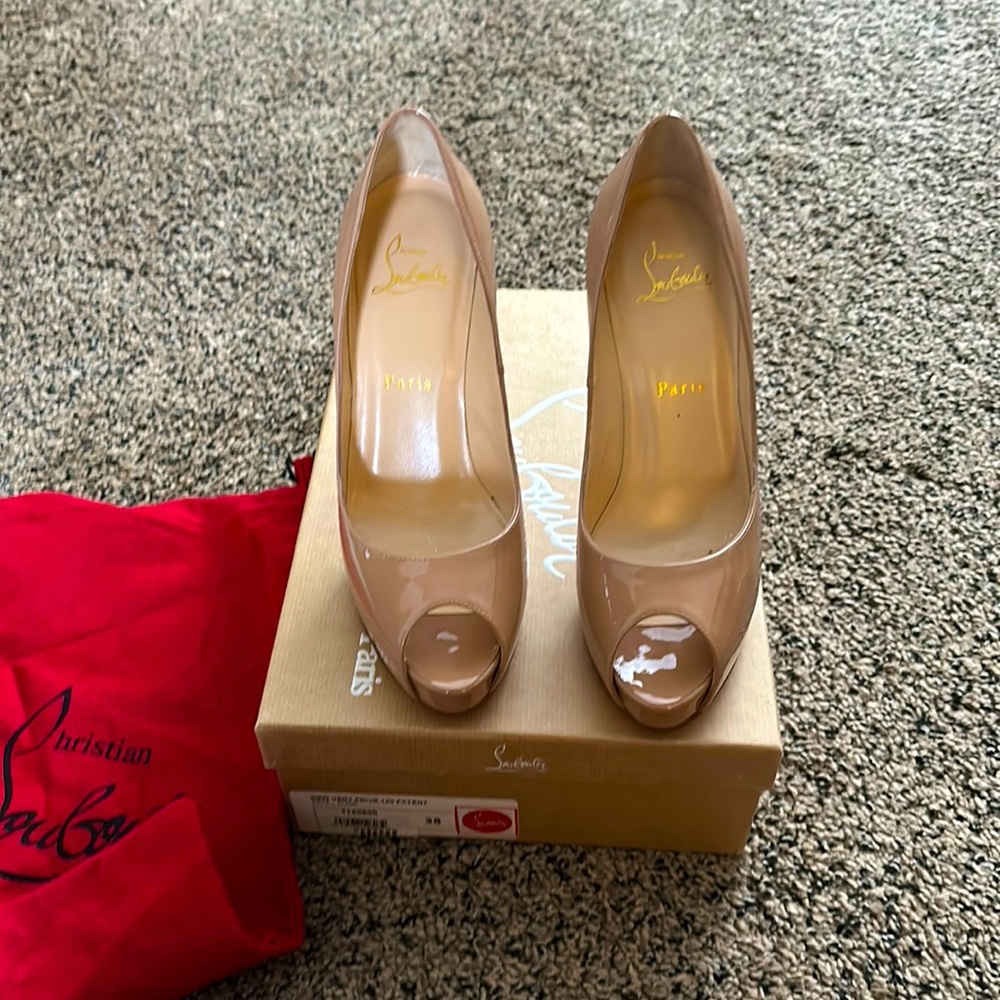 Very Prive 120 Patent Nude
